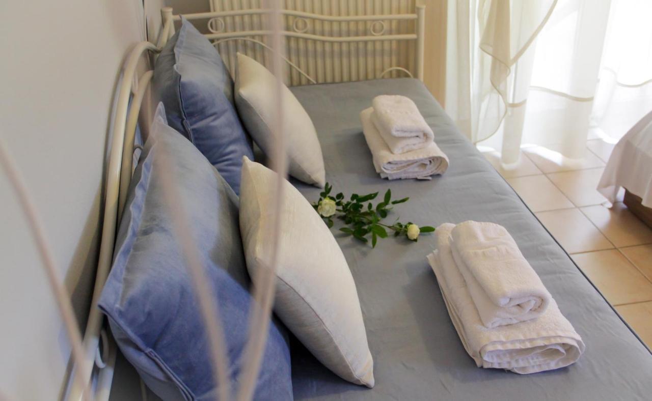 Michel Mar Studios & Apartments Neos Marmaras Zewnętrze zdjęcie